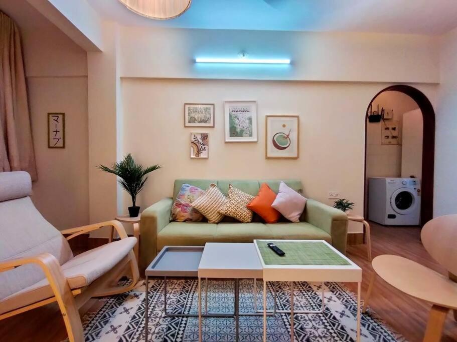 Mon Desire 5, Perry Cross Rd, Bandra West By Connekt Homes Bombay Eksteriør billede
