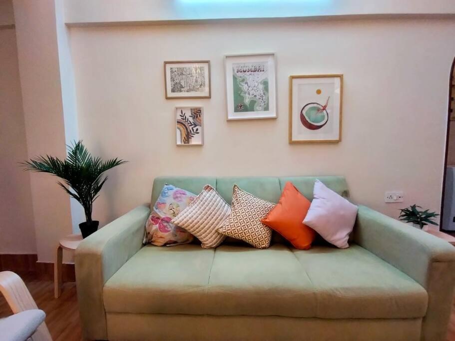 Mon Desire 5, Perry Cross Rd, Bandra West By Connekt Homes Bombay Eksteriør billede