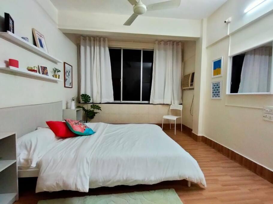 Mon Desire 5, Perry Cross Rd, Bandra West By Connekt Homes Bombay Eksteriør billede
